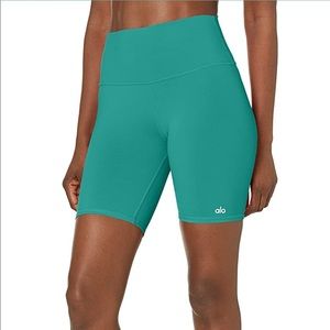 Alo High-Rise Biker Shorts